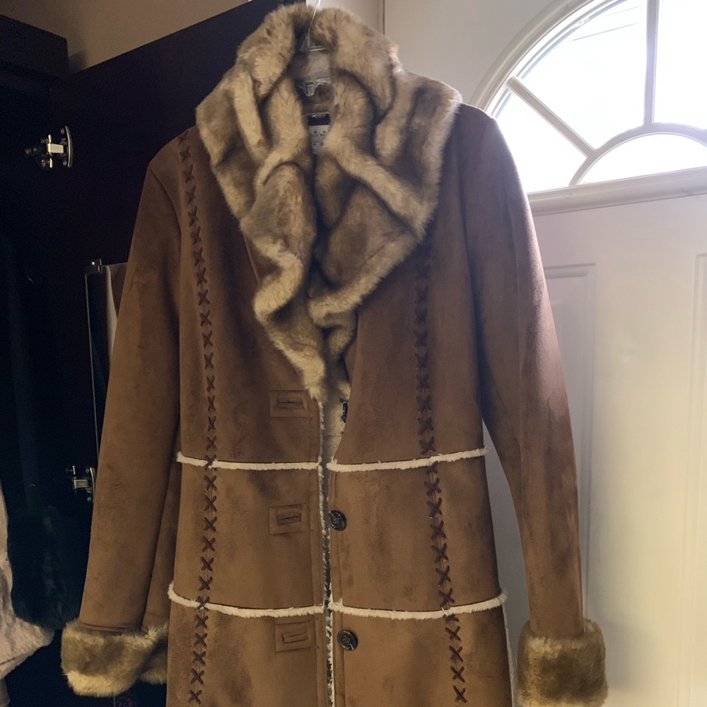 Gorgeous cognac brown suede coat
